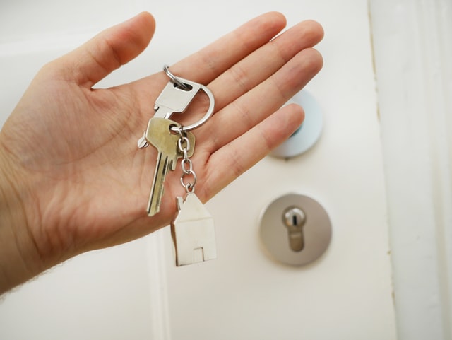 Hose keys and door keyhole