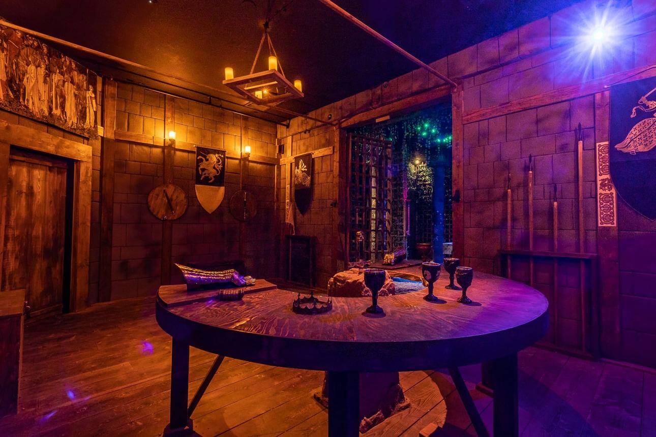 An escape room inspired by famous films—feel like a cinematic hero!