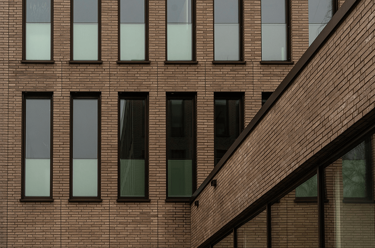 Why Distressed Commercial Properties Are a Double-Edged Sword