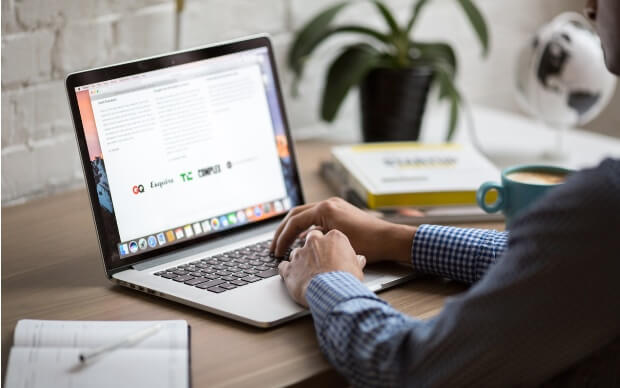 How to Make Your Business Stand Out—Online and Offline