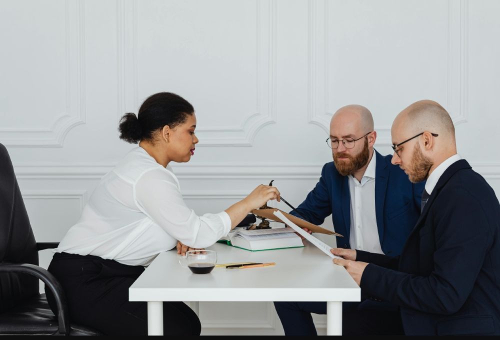 Mediation vs. Arbitration: Choosing the Right Path for Your Legal Dispute