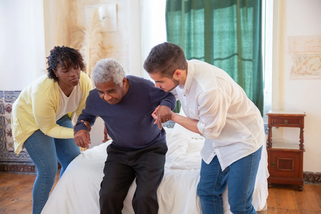 How To Choose the Right Nursing Home For Your Elderly Relative