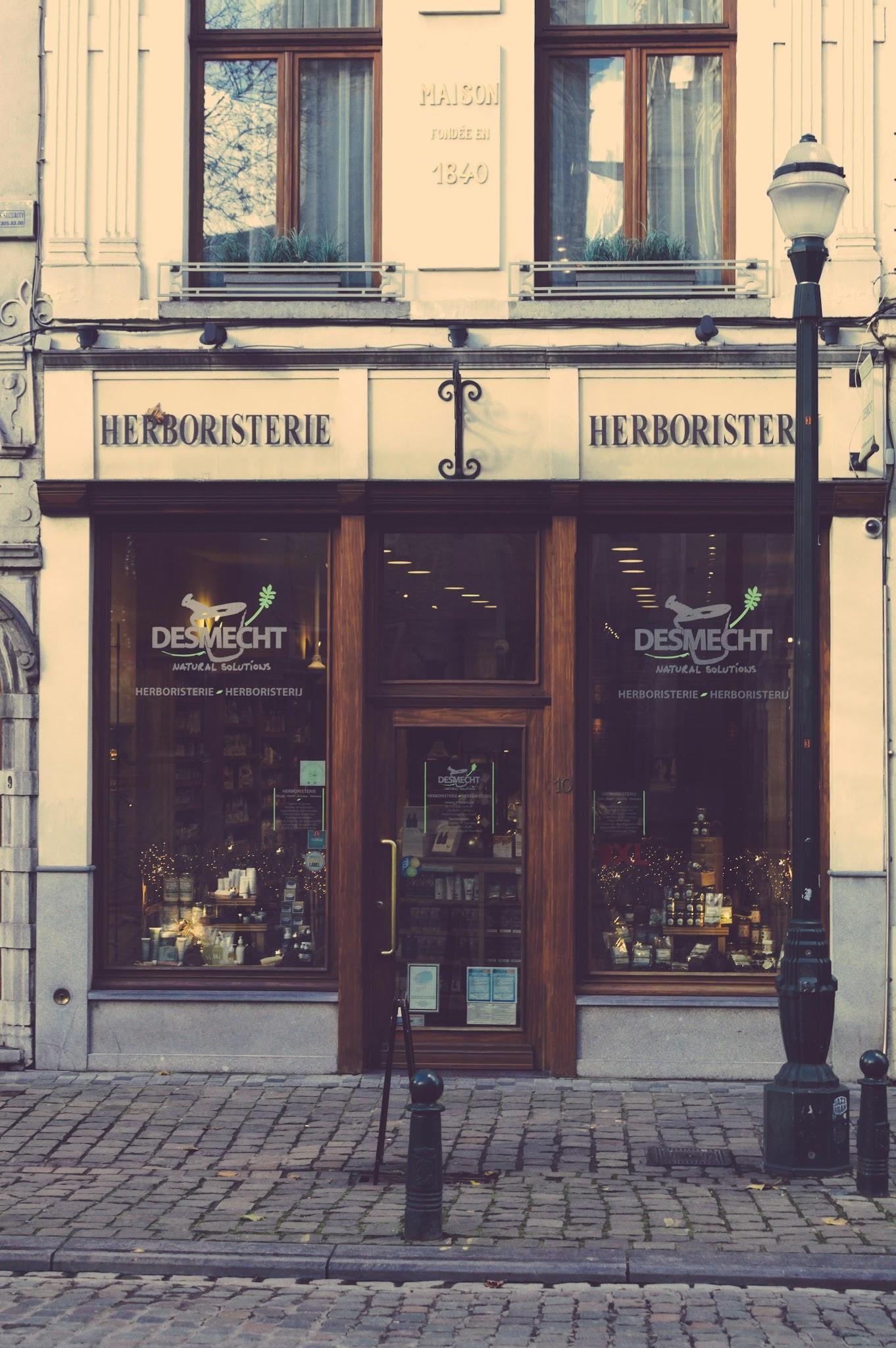 Creating a Business Exterior That Protects and Impresses