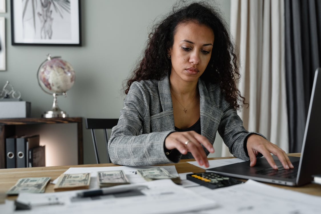 Why “I’ll Start Saving Later” Can Get Expensive Fast