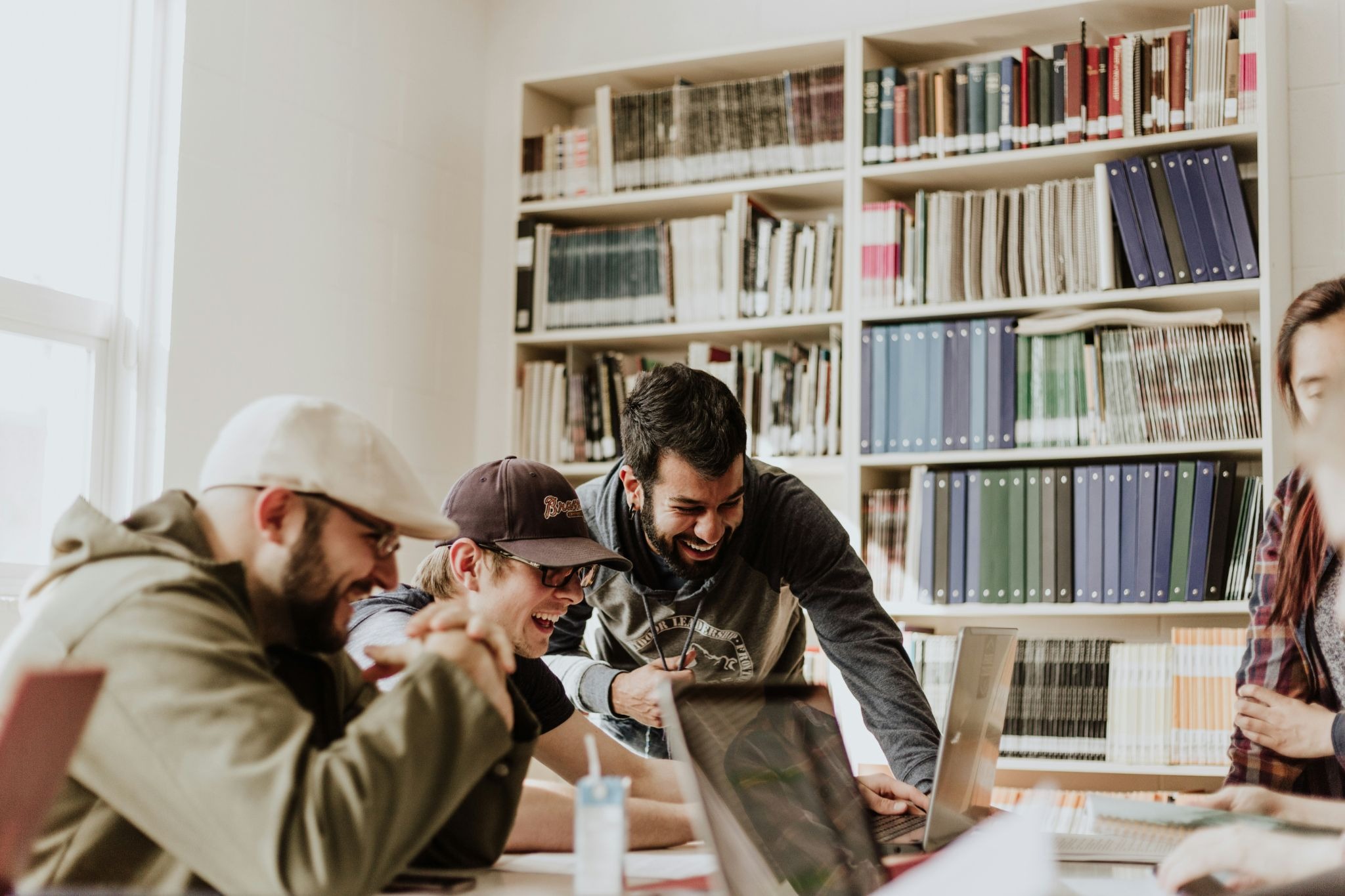 5 Practical Tips to Help Your Kids With College